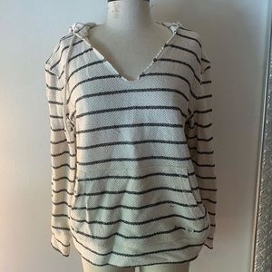 billa bong beach sweater